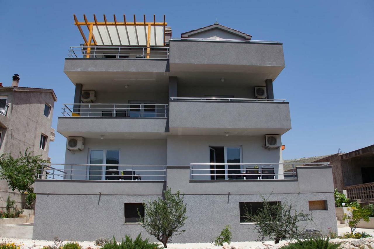 Apartments Timbar Grebastica Exterior photo