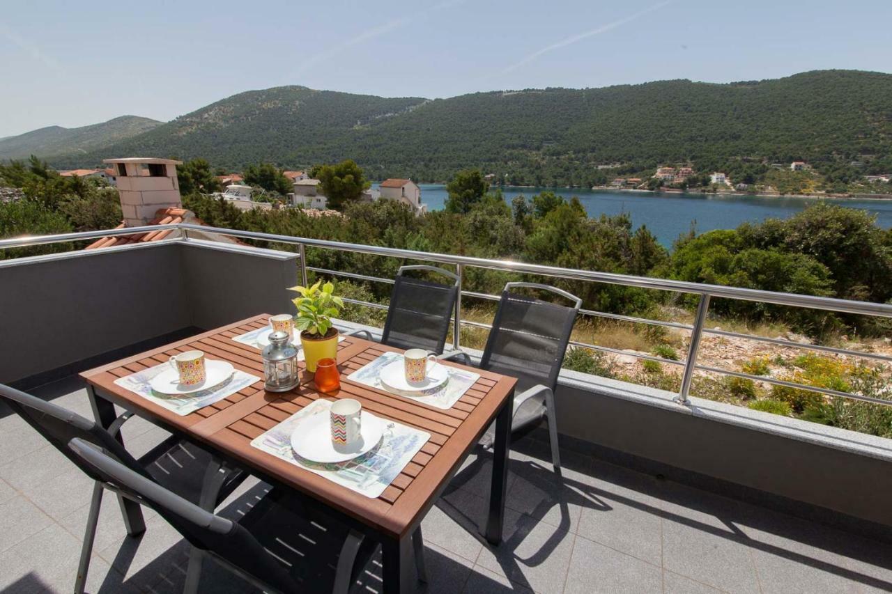 Apartments Timbar Grebastica Exterior photo