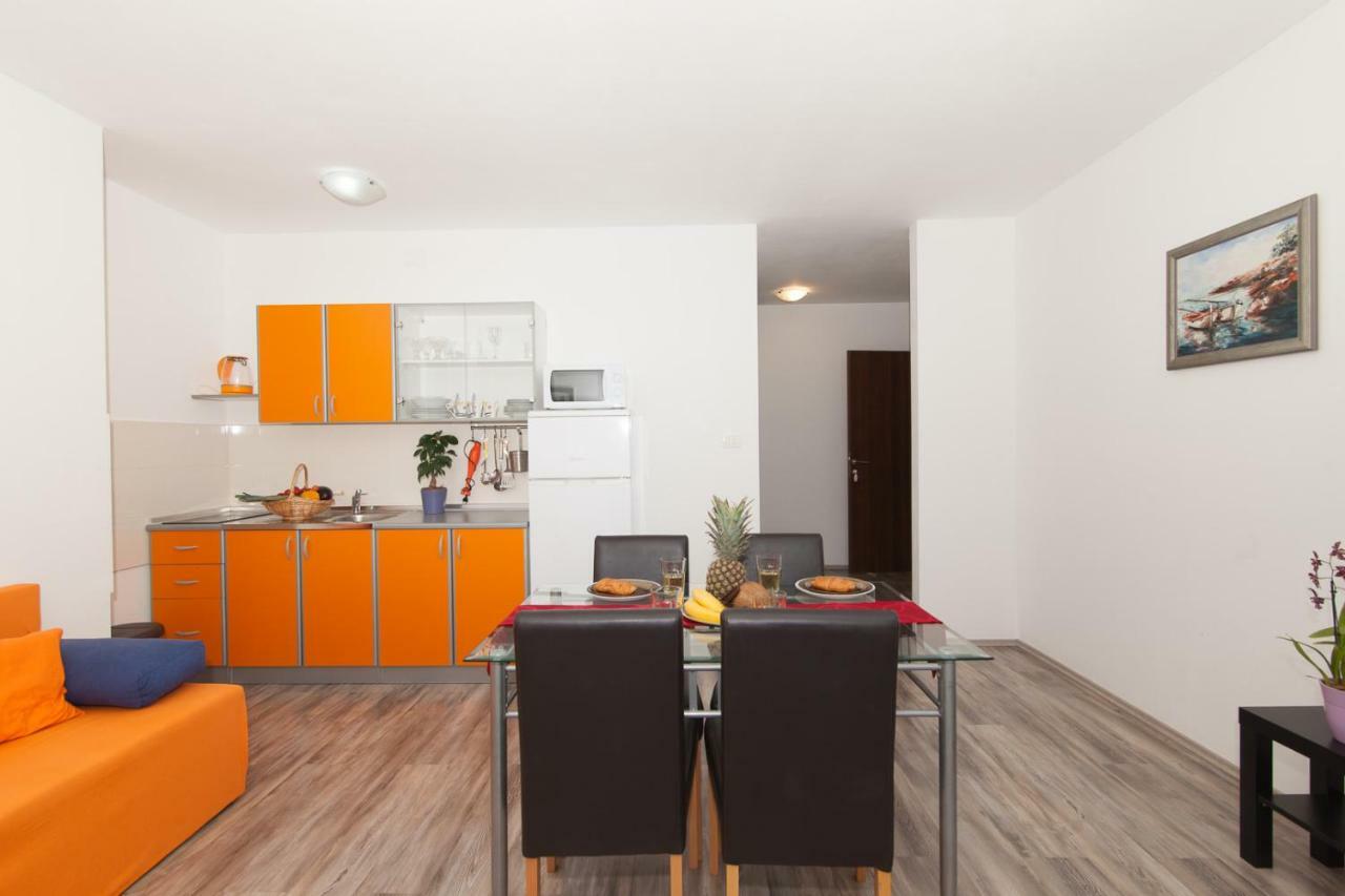 Apartments Timbar Grebastica Exterior photo