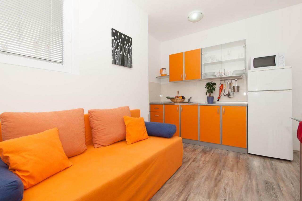 Apartments Timbar Grebastica Exterior photo