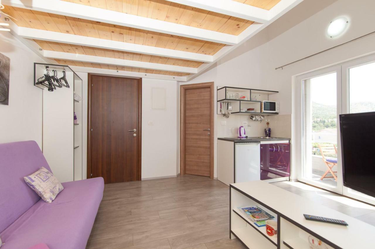 Apartments Timbar Grebastica Exterior photo