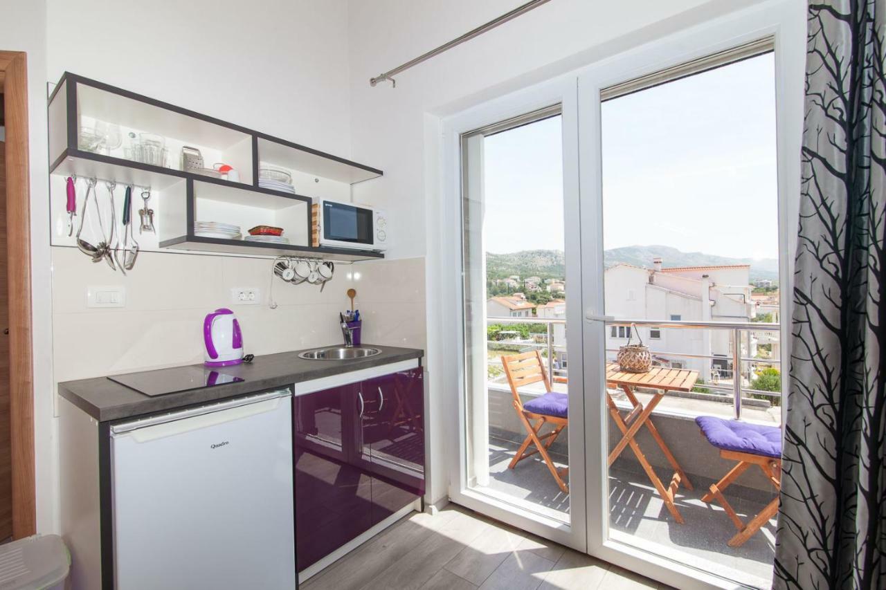 Apartments Timbar Grebastica Exterior photo